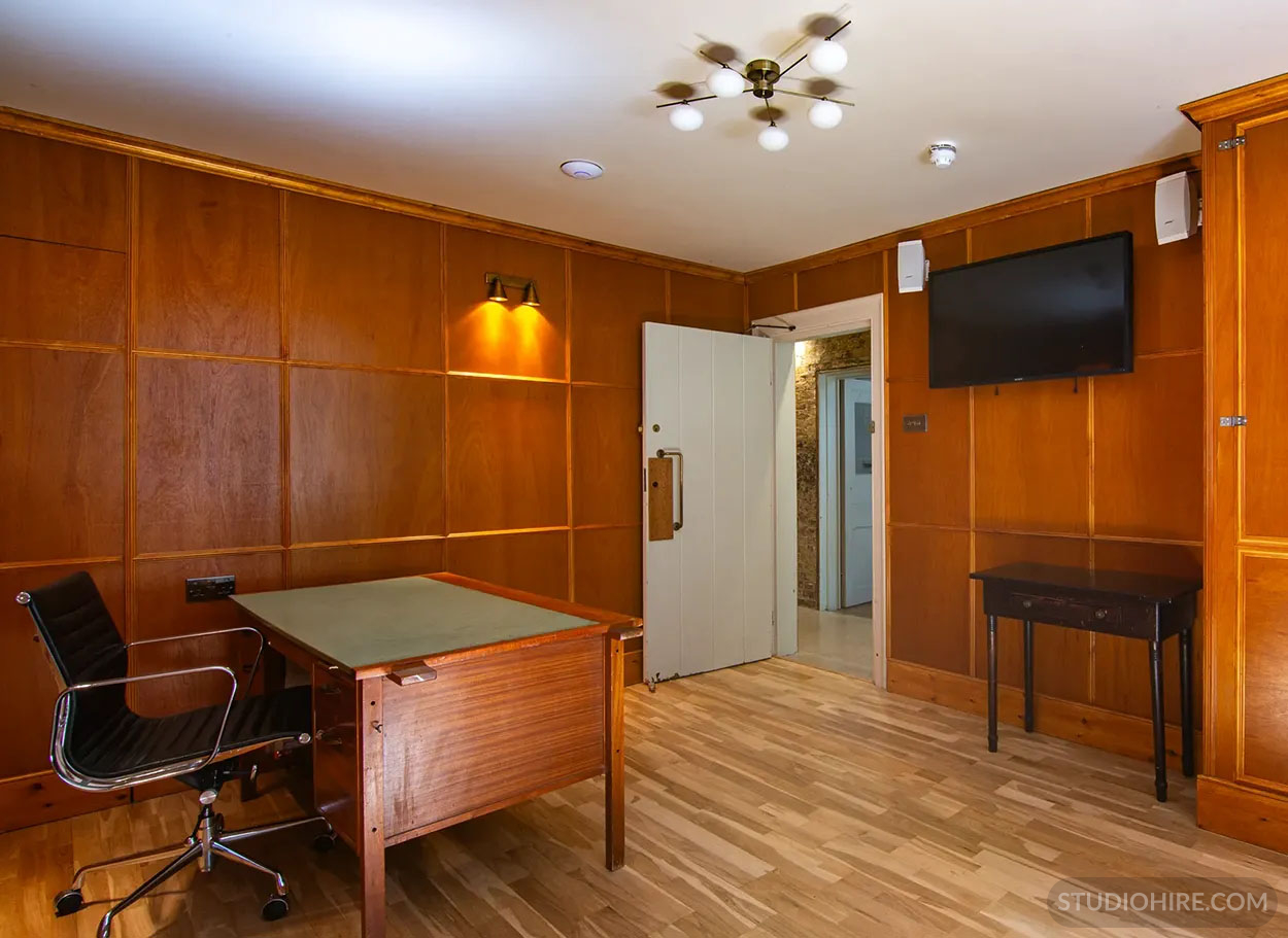 studio images