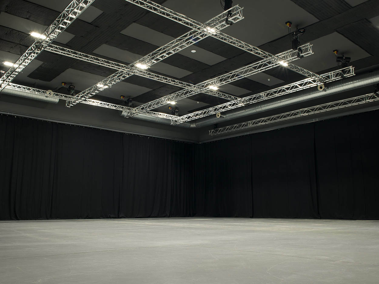 studio images