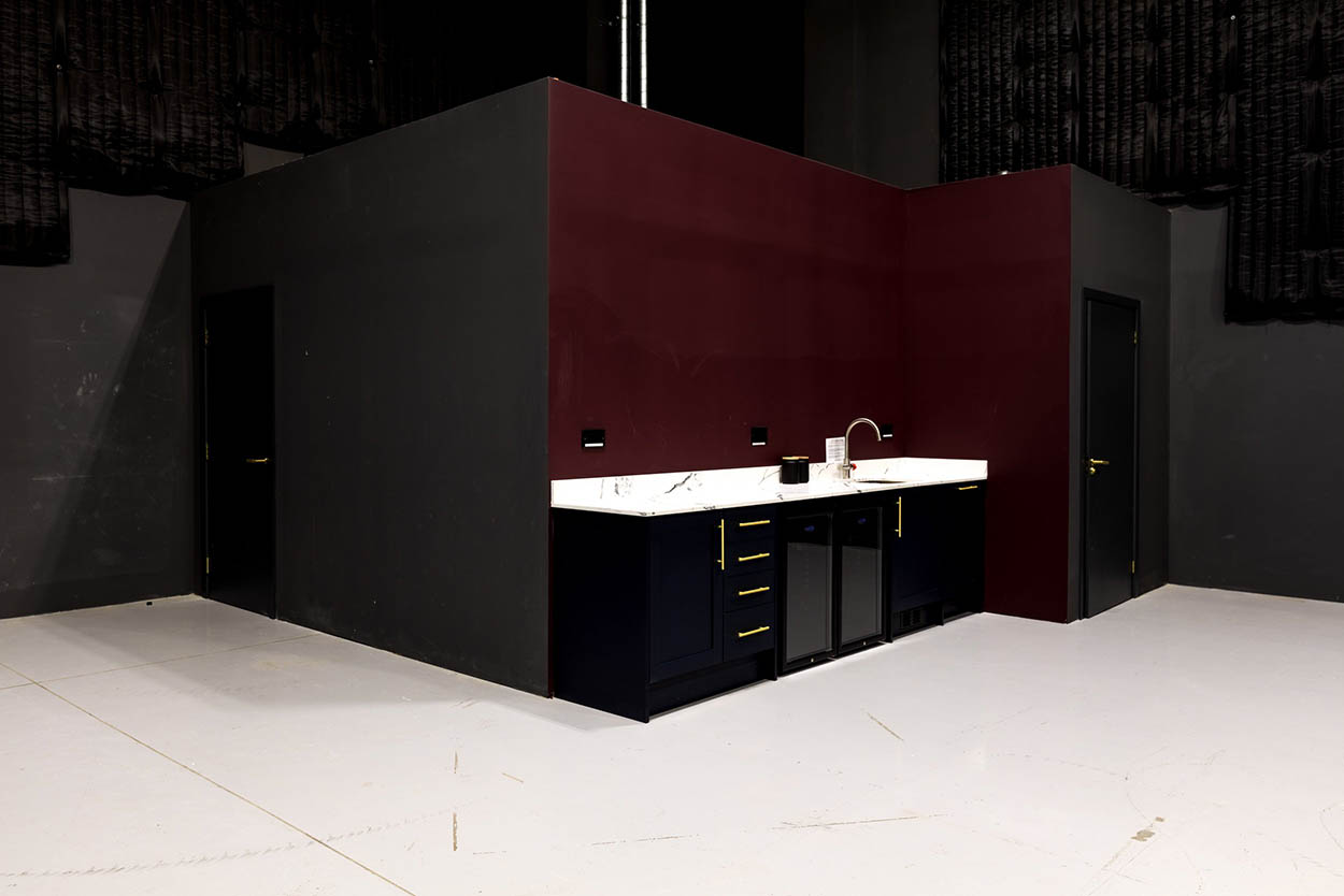 studio images